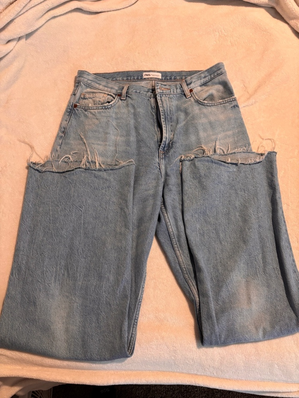 Zara Light Blue Distressed Relaxed Jeans